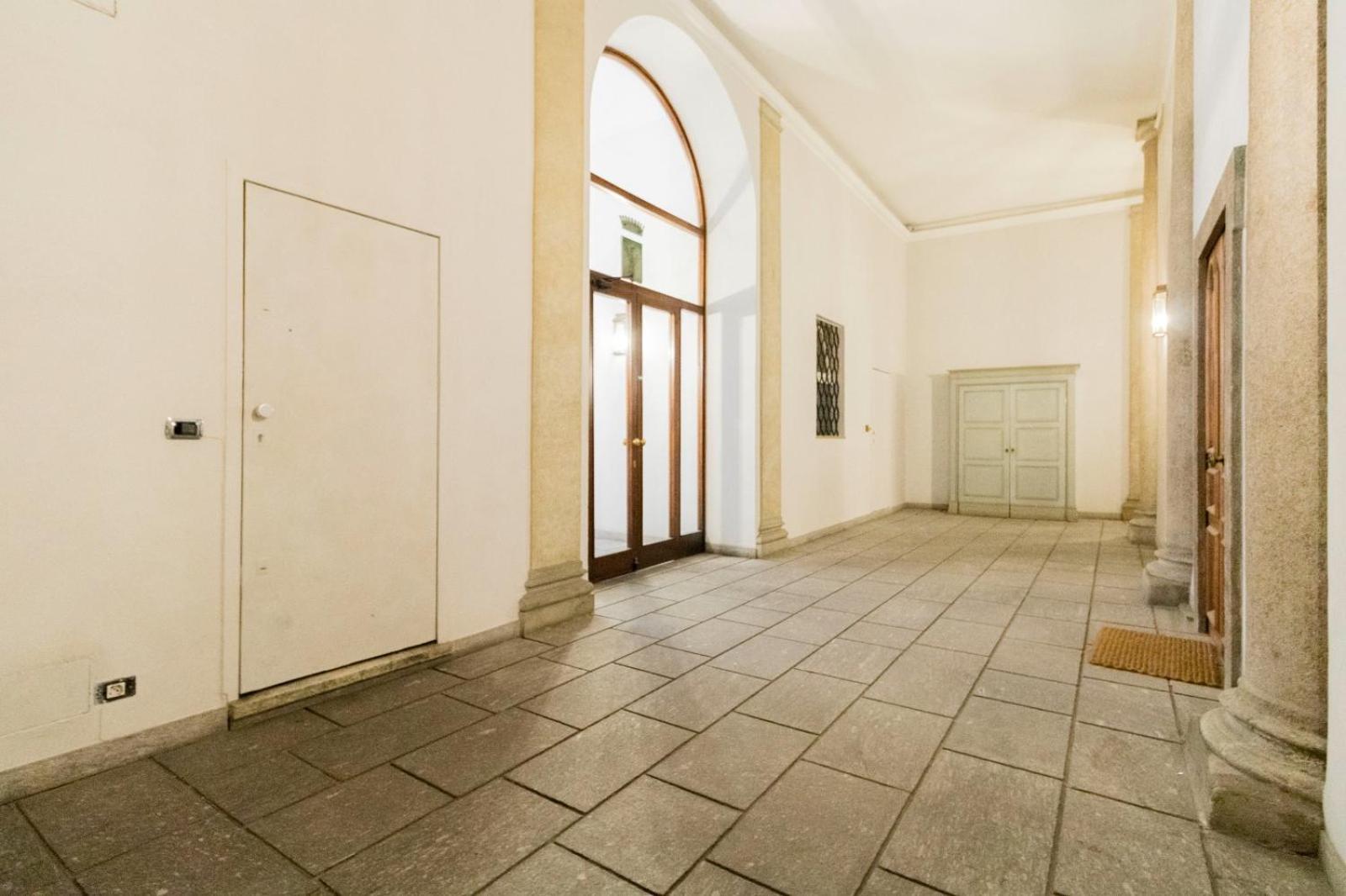 Duomo Charme Apartment Milan Exterior photo